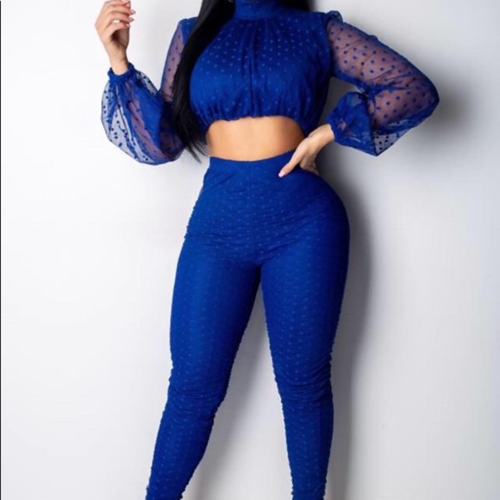 Set available - Picture 3 of 3